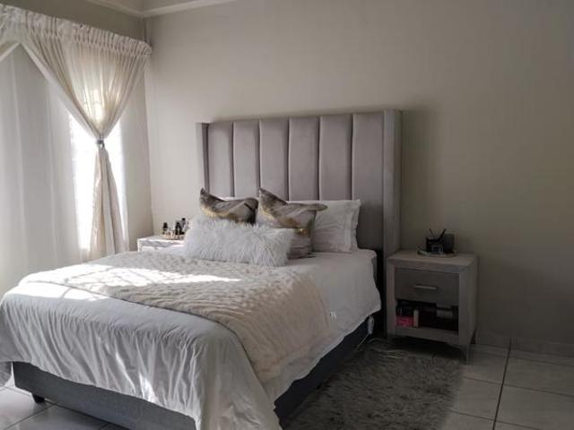 Townhouse for rent in Tlhabane, North West
