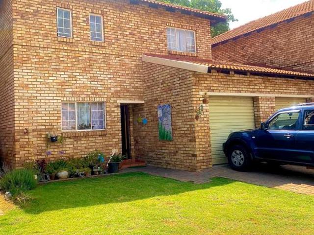 Townhouse for rent in Tlhabane, North West