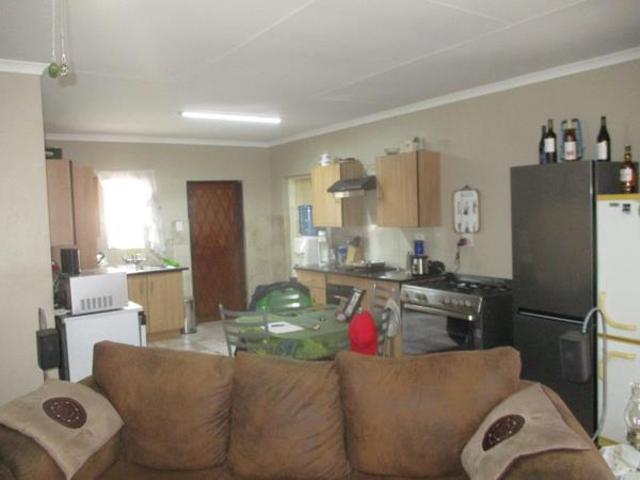 Townhouse for sale in Tlhabane, North West
