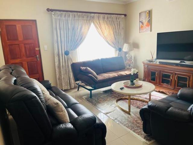 Townhouse for sale in Tlhabane, North West