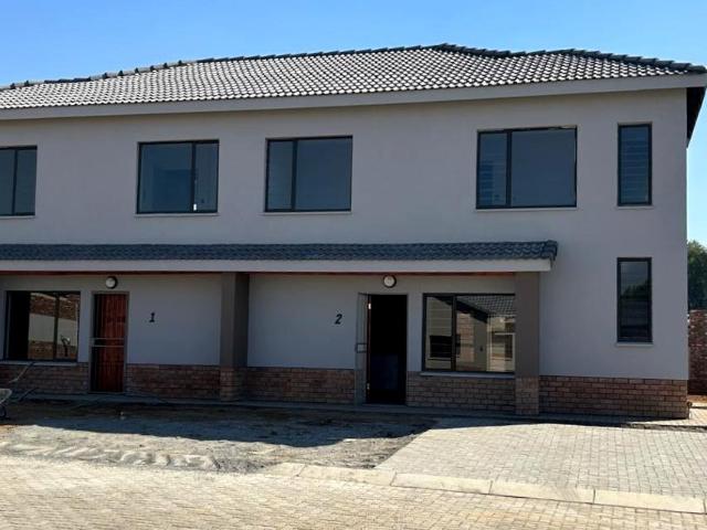 Townhouse for sale in Tlhabane, North West