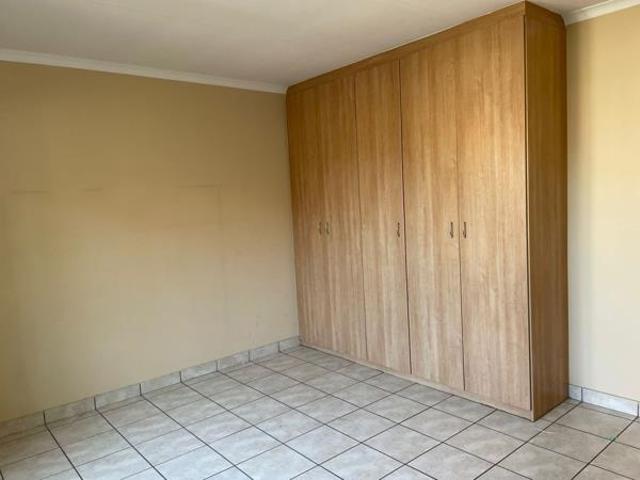 Townhouse for sale in Tlhabane, North West