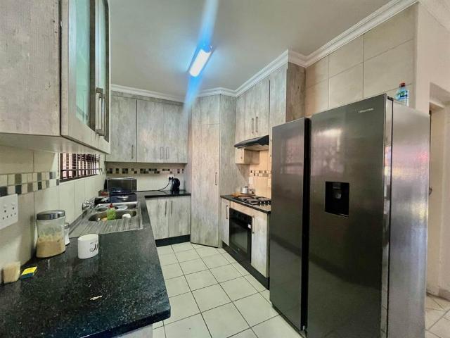 Townhouse for sale in Tlhabane, North West