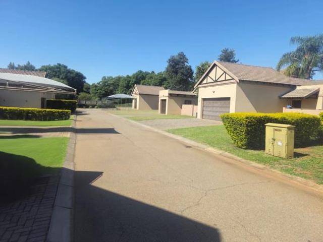 Townhouse for sale in Tlhabane, North West
