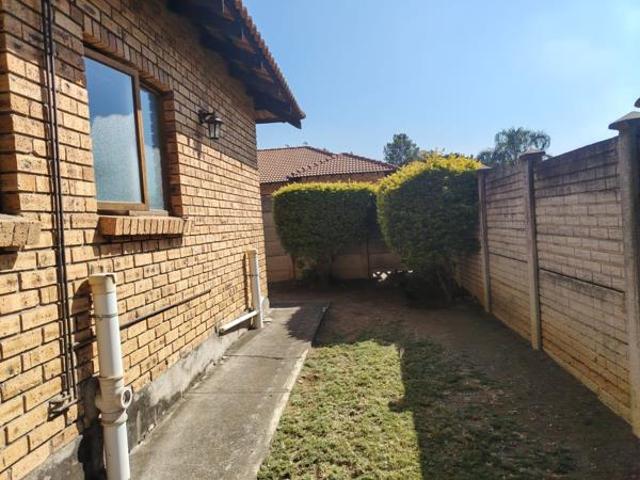 Townhouse for sale in Tlhabane, North West