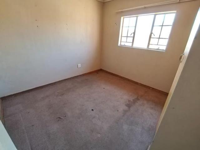 Townhouse for sale in Tlhabane, North West