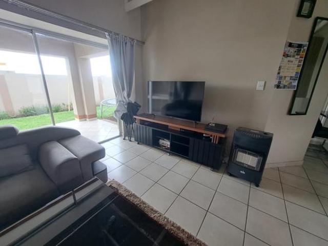 Townhouse for sale in Tlhabane, North West