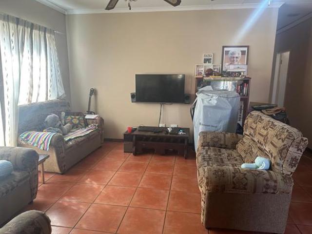 Townhouse for sale in Tlhabane, North West