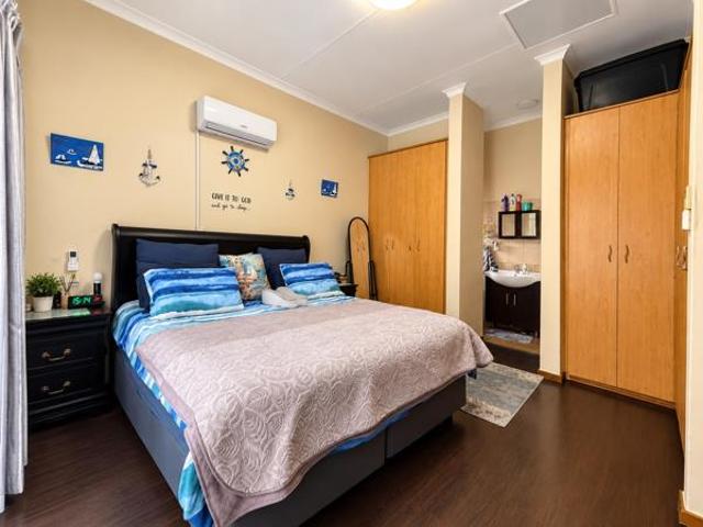 Townhouse for sale in Tlhabane, North West