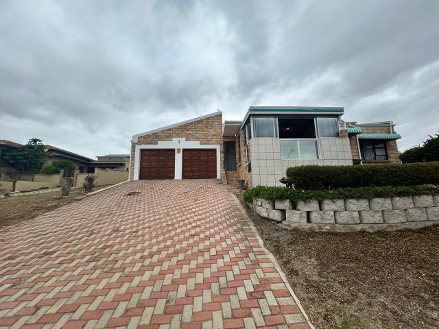 Townhouse for sale in Cape St Francis, Eastern Cape