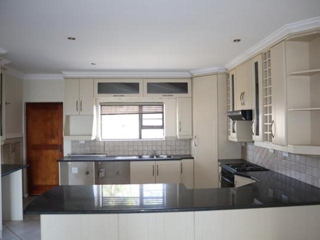 Townhouse for sale in Cape St Francis, Eastern Cape