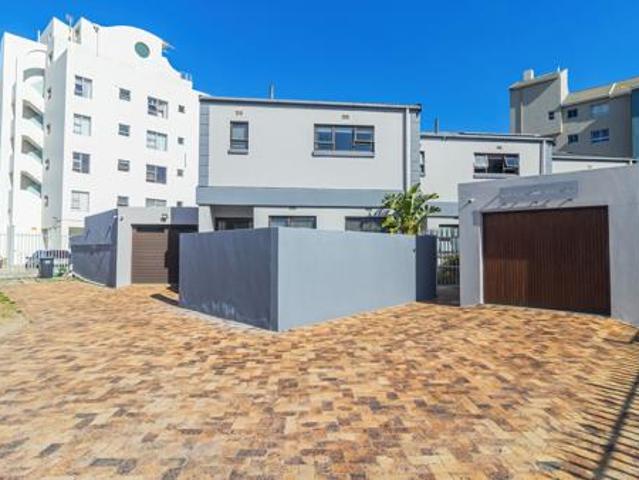 Townhouse for rent in Cape Town, Western Cape