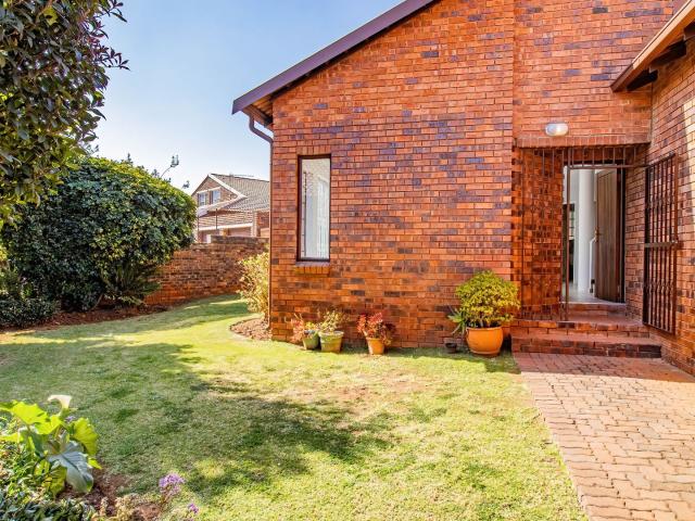 Townhouse for sale in Nooitgedacht, Gauteng