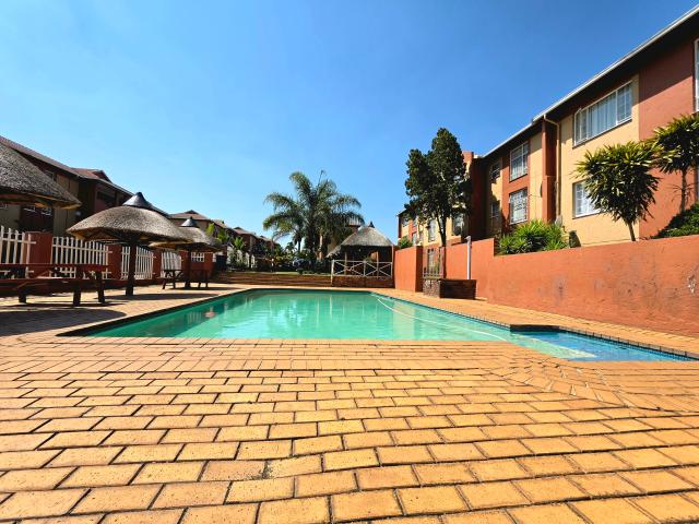 Townhouse for sale in Nooitgedacht, Gauteng