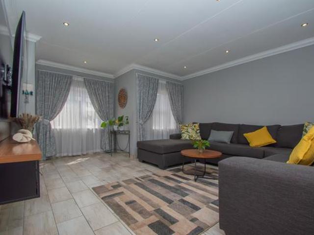 Townhouse for sale in Westonaria, Gauteng