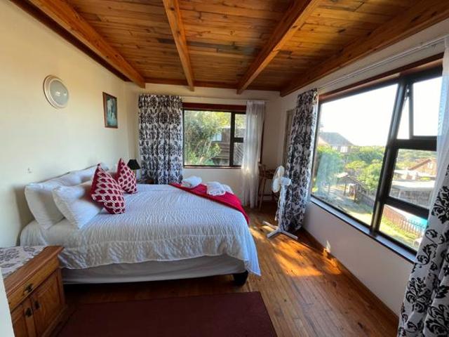 Townhouse for rent in Bushmans River Mouth, Eastern Cape