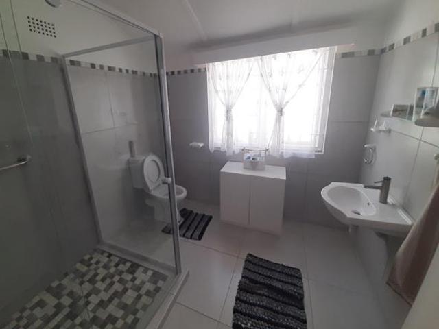 Townhouse for sale in Bushmans River Mouth, Eastern Cape