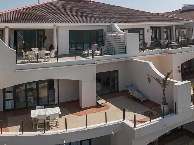 Townhouse for sale in Bushmans River Mouth, Eastern Cape