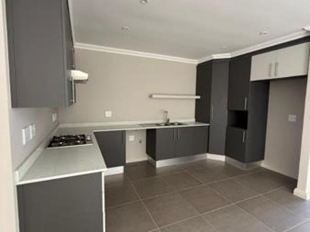 Townhouse for sale in Nelson Mandela Bay Ward 18, Nelson Mandela Bay Metropolitan Municipality