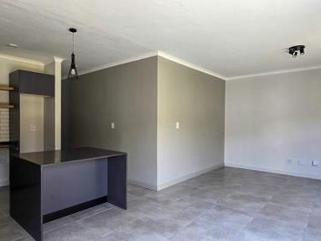 Townhouse for sale in Umdloti, Kwazulu-natal