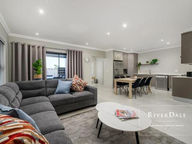 Townhouse for sale in Port Elizabeth, Eastern Cape