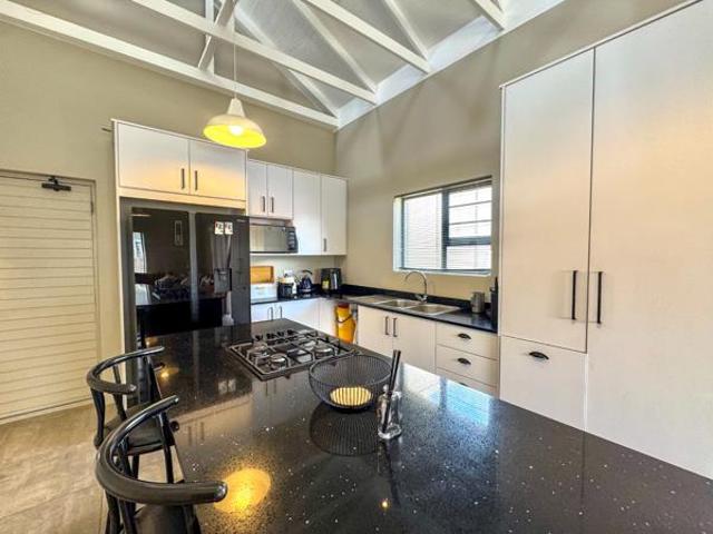 Townhouse for sale in Eastern Cape