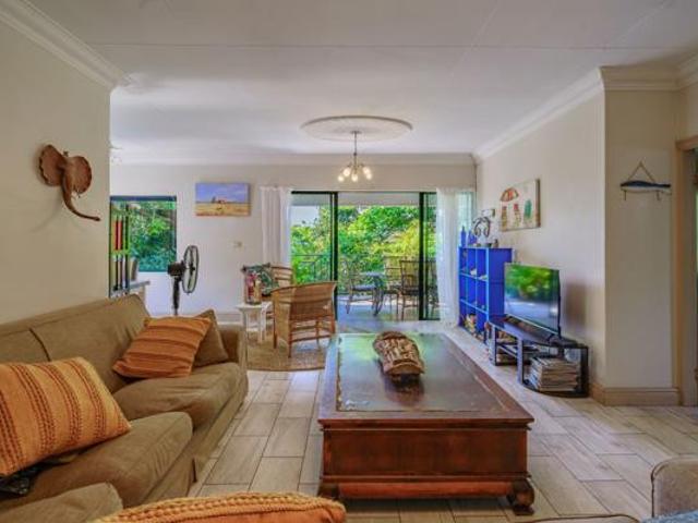 Townhouse for sale in oThongathi, eThekwini Metropolitan Municipality