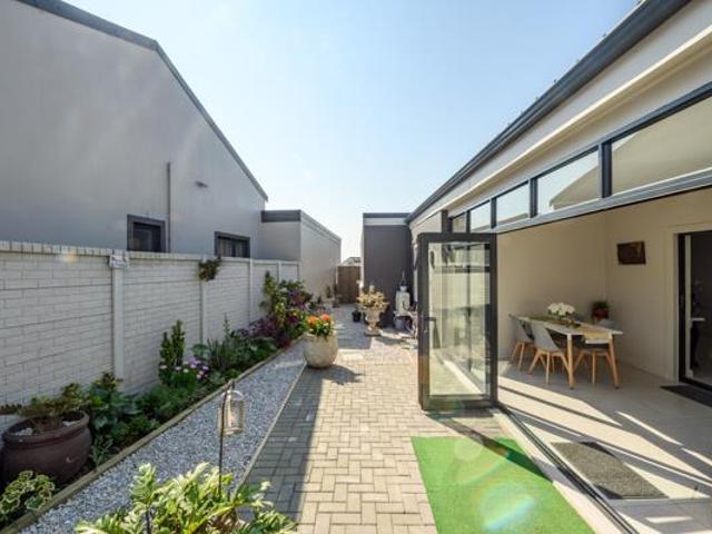 Townhouse for sale in Eastern Cape