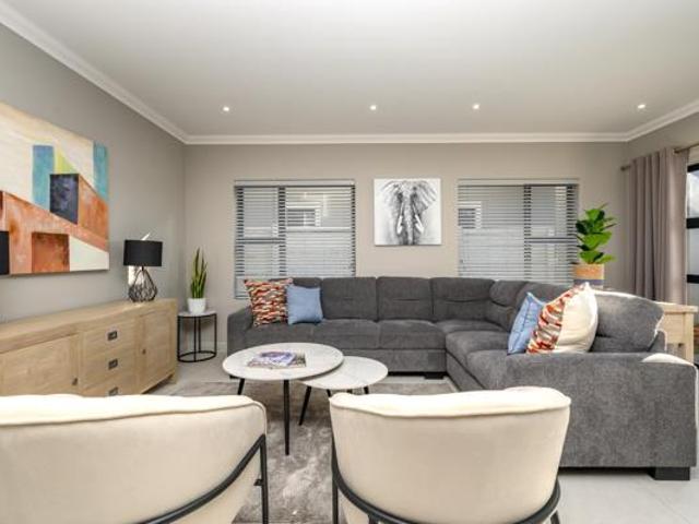 Townhouse for sale in Eastern Cape