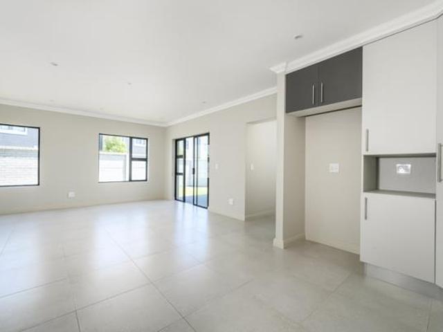 Townhouse for sale in Eastern Cape