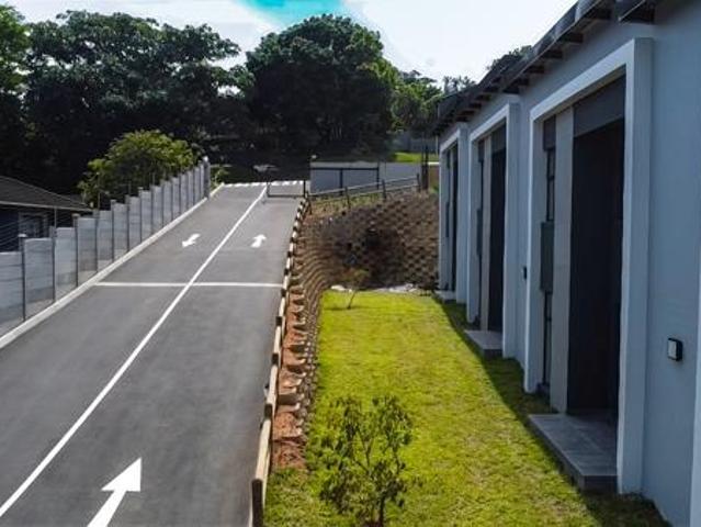Townhouse for sale in Umdloti, Kwazulu-natal