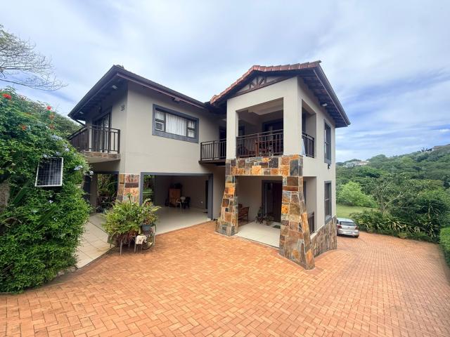 Townhouse for sale in La Mercy, Kwazulu-natal