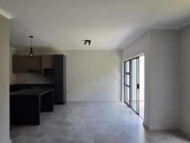 Townhouse for sale in Umdloti, Kwazulu-natal