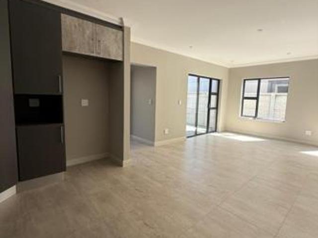 Townhouse for sale in Eastern Cape
