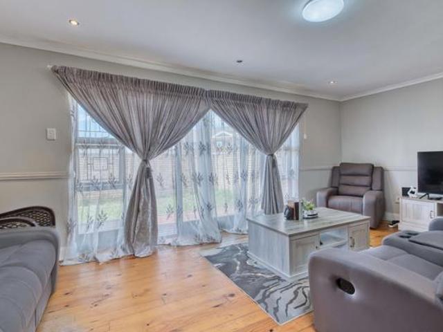 Townhouse for sale in Eastern Cape