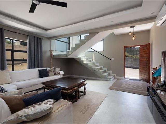 Townhouse for sale in Seaview, Kwazulu-natal