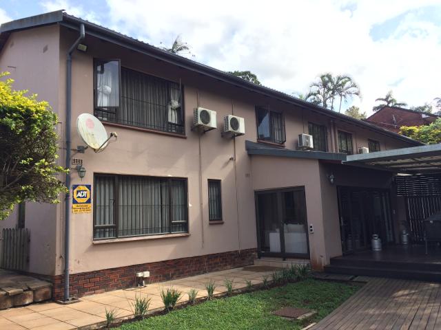 Townhouse for sale in Westville, Kwazulu-natal