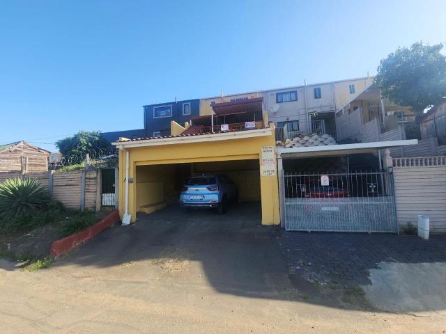Townhouse for sale in Phoenix, Kwazulu-natal