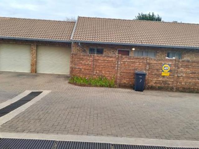Townhouse for rent in Centurion, Gauteng