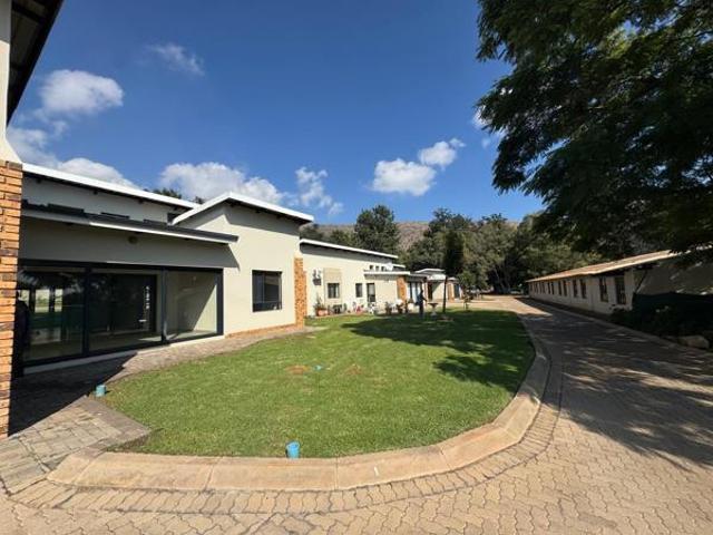 Townhouse for sale in Tlhabane, North West