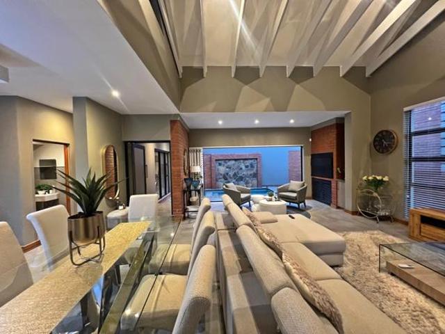 Townhouse for sale in Bloemfontein, Free State