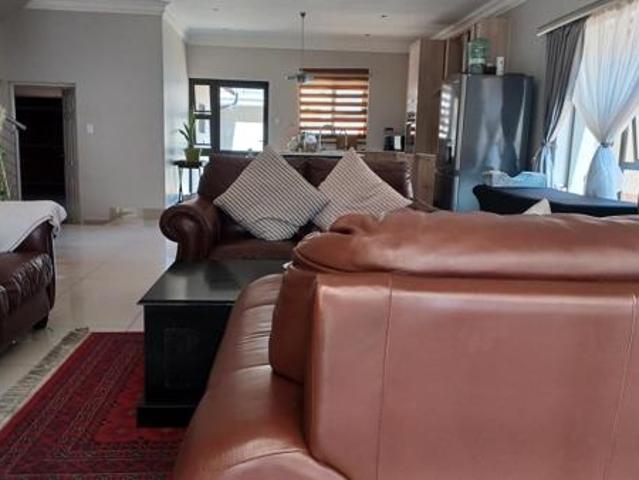 Townhouse for sale in Bloemfontein, Free State