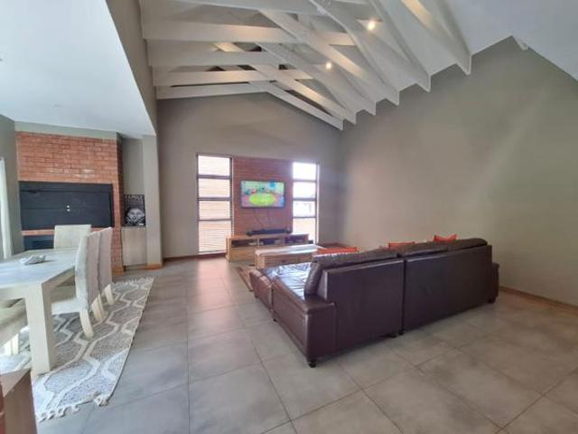 Townhouse for sale in Bloemfontein, Mangaung Metropolitan Municipality