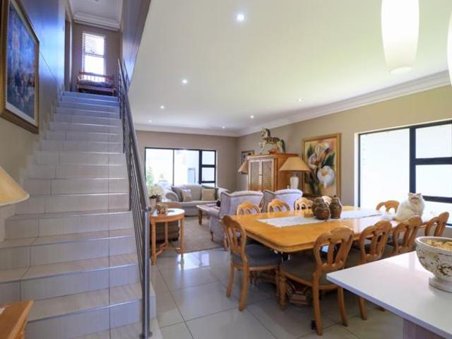 Townhouse for sale in Bloemfontein, Free State