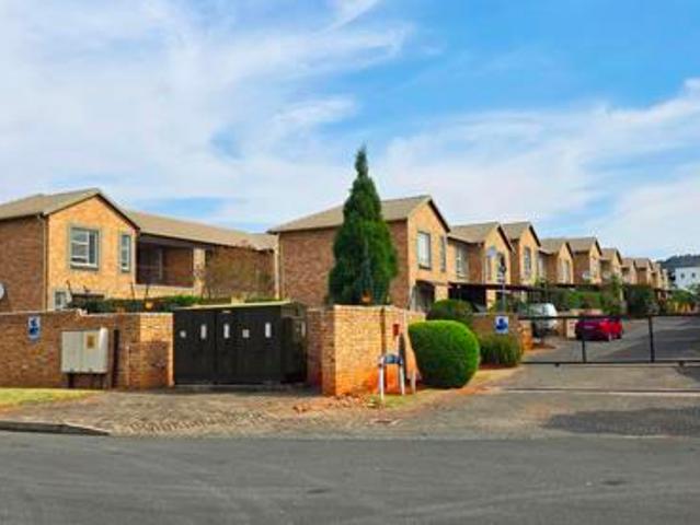 Townhouse for sale in Westonaria, Gauteng