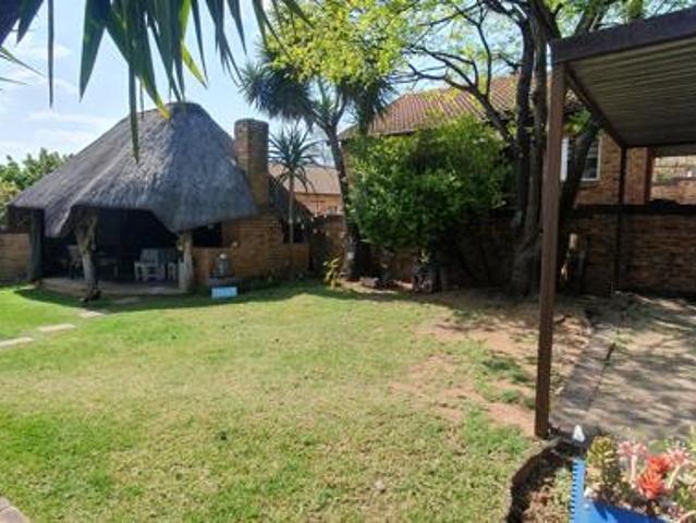 Townhouse for rent in Westonaria, Gauteng