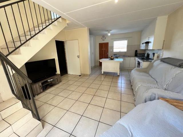 Townhouse for rent in Westonaria, Gauteng