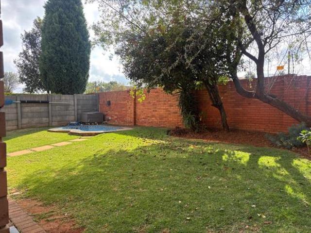 Townhouse for rent in Westonaria, Gauteng