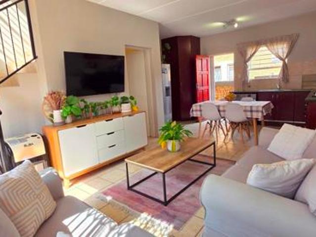 Townhouse for sale in West Rand Garden estates, Westonaria Local Municipality