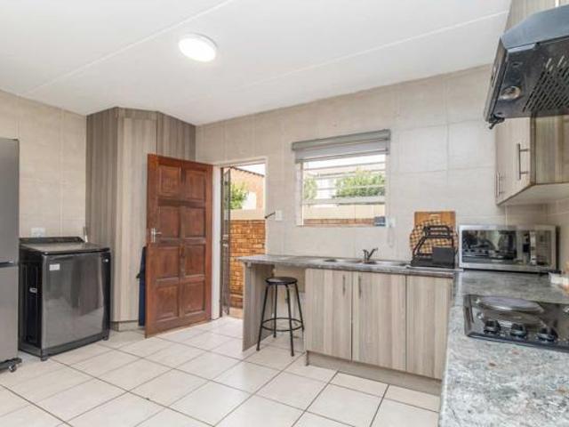 Townhouse for rent in Westonaria, Gauteng